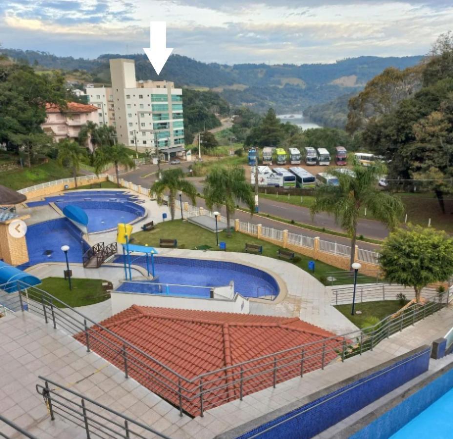 Apt Novo, Localizacao Privilegiada 60 Mt Do Termas 피라투바 외부 사진