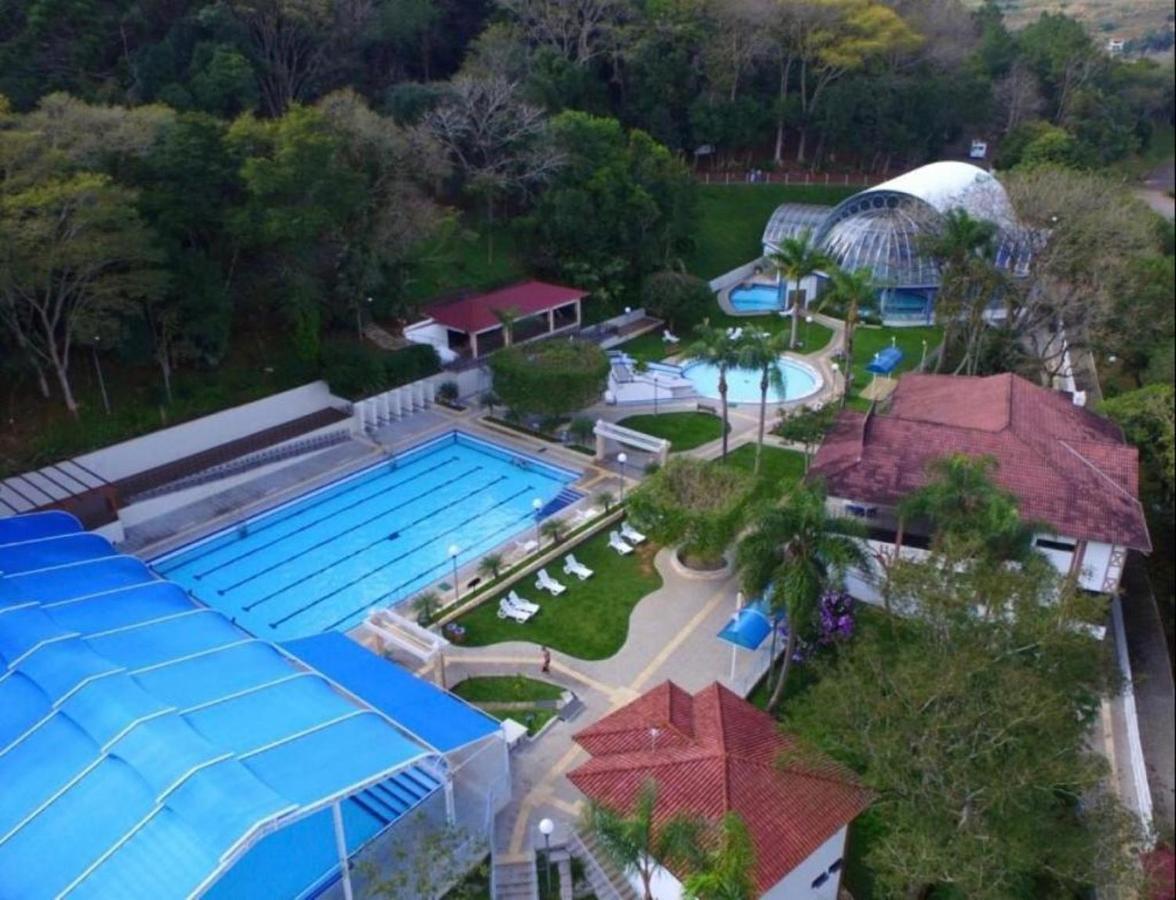 Apt Novo, Localizacao Privilegiada 60 Mt Do Termas 피라투바 외부 사진